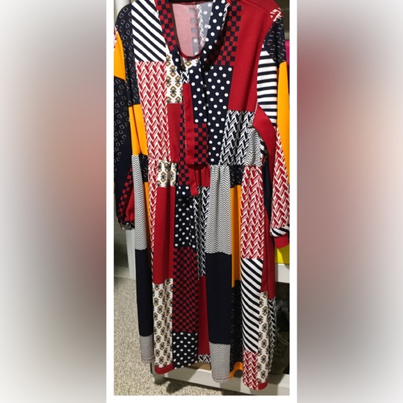 PATCHWORK VIVID  WITH STRETCH ALL DAY   LONG SLEEVE NECK TIE DRESS - Picture 13 of 13